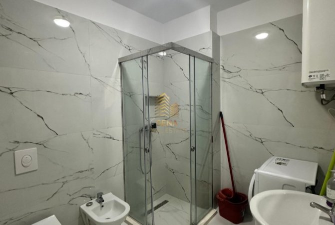 Tirane, shitet apartament 2+1+Ballkon Kati 6, 108 m² 180.000 € (Kompleksi Sima Com)