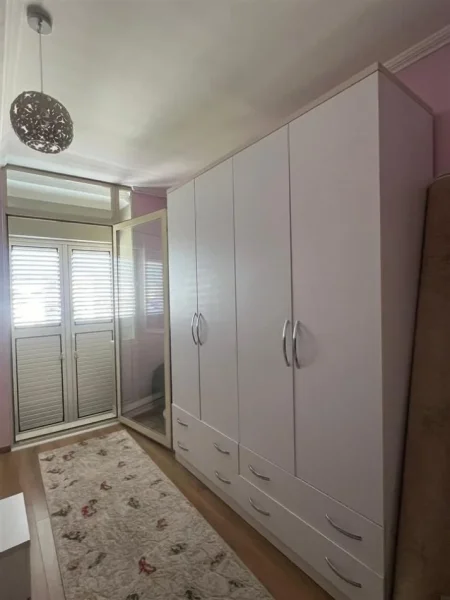 Tirane, jepet me qera apartament 2+1+Ballkon Kati 8, 105 m² 650 € (DON BOSKO)