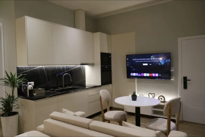 Tirane, shitet garsonier 2+1+Ballkon Kati 1, 74 m² 260.000 € (21 Dhjetori)