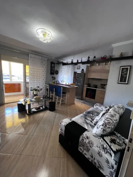 Tirane, shitet apartament 1+1 Kati 5, 54 m² (OTP Bank)