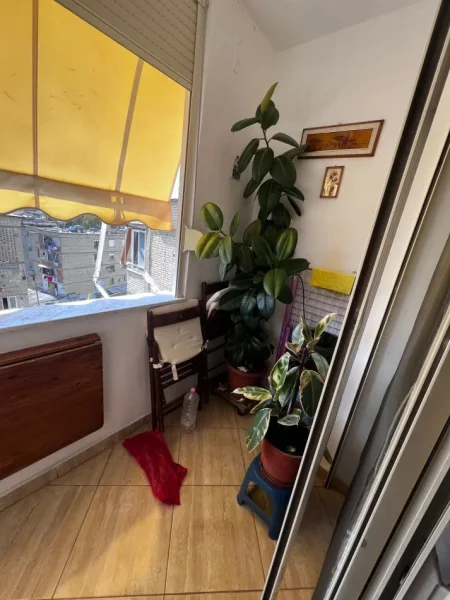 Tirane, shitet apartament 1+1 Kati 5, 54 m² (OTP Bank)