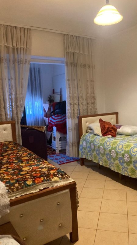 Tirane, shitet apartament 1+1+Ballkon Kati 1, 75 m² 165.000 € (STADIUMI DINAMO)