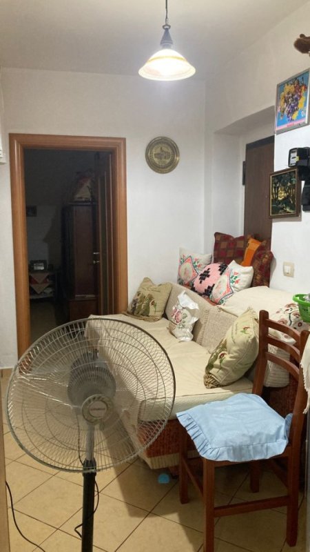 Tirane, shitet apartament 1+1+Ballkon Kati 1, 75 m² 165.000 € (STADIUMI DINAMO)