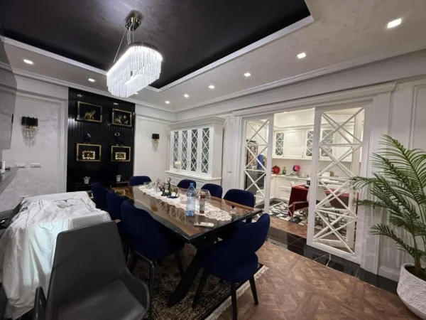 APARTAMENT LUKSOZ  2+1+POST PARKIMI ME QERA TEK KOMPLEKSI DELIJORGJI