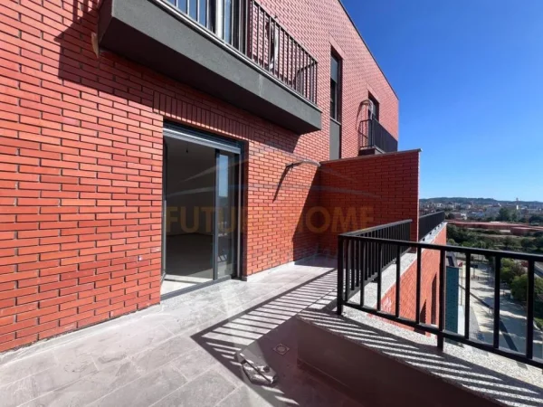 SHITET APARTAMENT 1+1 NE PASKUQAN