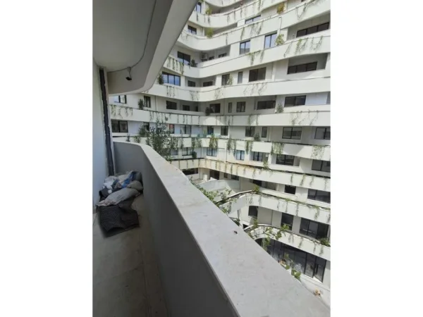 Tirane, jepet me qera apartament 2+1+Ballkon Kati 4, 120 m² 1.100 € 