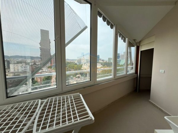 Tirane, jepet me qera apartament 1+1 Kati 9, 70 m² 800 € (shkolla e baletit)