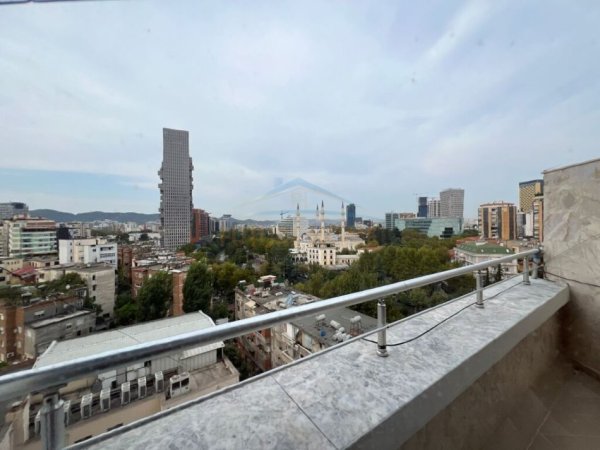 Tirane, jepet me qera apartament 1+1 Kati 9, 70 m² 800 € (shkolla e baletit)