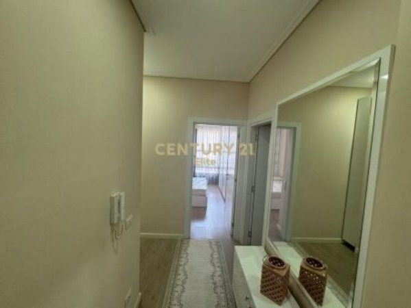Tirane, jepet me qera apartament 1+1 Kati 2, 56 m² 620 € (rr.Tefta Tashko)