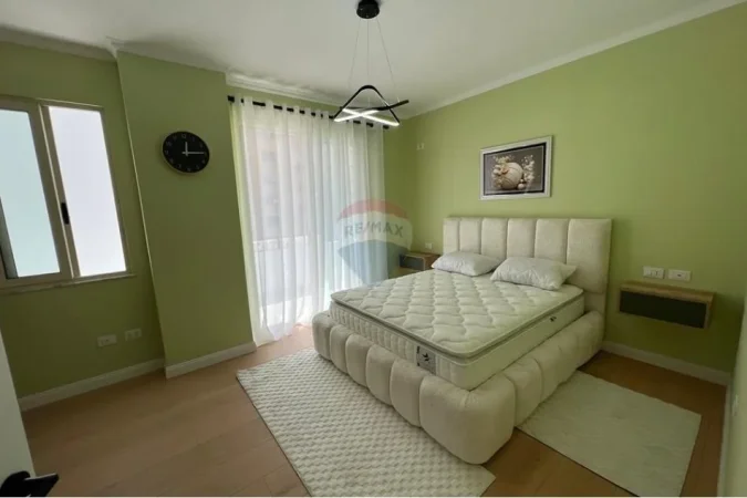 Tirane, shitet apartament 2+1+Ballkon Kati 3, 88 m² 145.000 € 