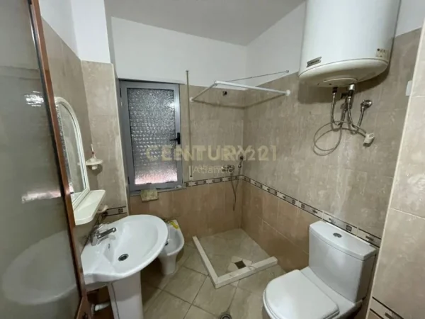 jepet me qera apartament Kati 4, 70 m² 380 € (plazh iliria)