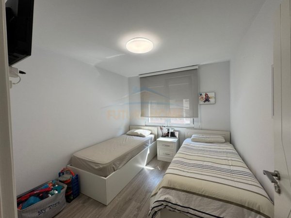 Tirane, jepet me qera apartament 2+1 Kati 3, 91 m² 1.150 € 