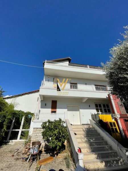 Tirane, shitet Vile 3 Katshe , 450 m² 620.000 € (ALLIAS)