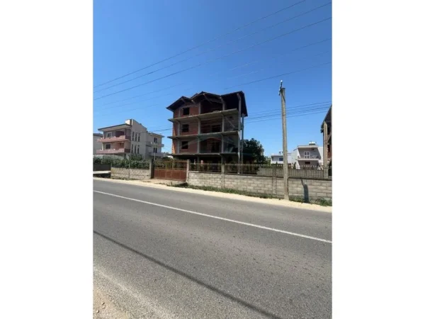 Durres, shitet apartament , 550 m² 150.000 € (Sukth , Durres)
