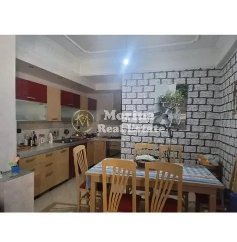 Tirane, jepet me qera apartament 2+1 Kati 4, 95 m² 560 € (Rruga e Kavajes)