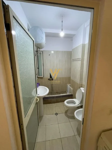 Tirane, shitet apartament 1+1+Ballkon Kati 1, 54 m² 75.000 € (KODRA E DIELLIT)