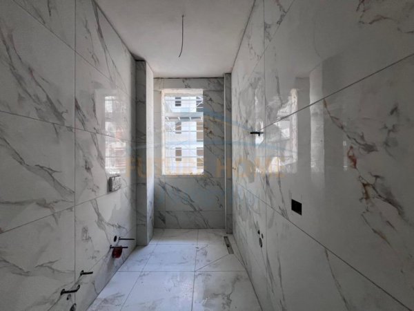 Tirane, shitet apartament 1+1 Kati 4, 59 m² 80.900 € 