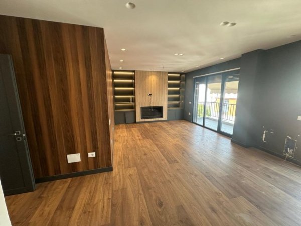 Tirane, shitet apartament 2+1+Ballkon Kati 3, 128 m² 335.000 € (Liqeni i Thate, Tirane)