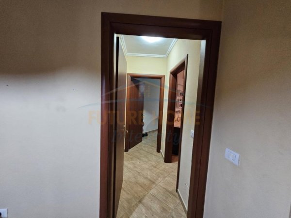Tirane, shes apartament 2+1 Kati 3, 103 m² 129.000 € (YZBERISHT)  AL55910