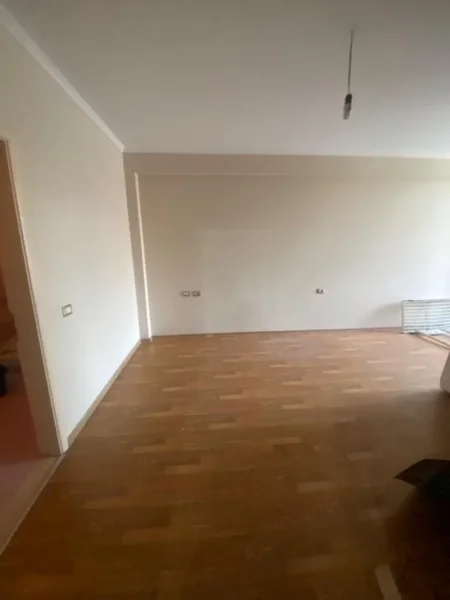 Tirane, jepet me qera apartament 2+1 Kati 3, 100 m² 400 € (rruga teodor keko)