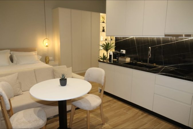 Tirane, Shiten 2 garsoniere në zonën 21 Dhjetori, 74 m² 260.000 €