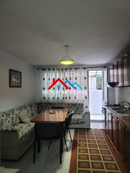 jepet apartament 2+1 me qera,kati i 1,100M2, 600 EURO,RRUGA E DURRESIT