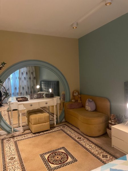 Tirane, jepet me qera apartament 3+1+Ballkon Kati 2, 135 m² 800 € (VASIL SHANTO)
