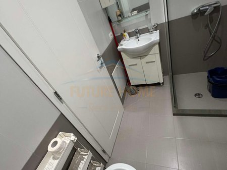 Tirane, shitet apartament 1+1 Kati 5, 82 m² 159.000 € (KOPSHTI BOTANIK)