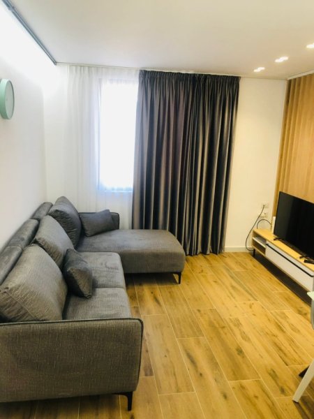 Tirane, shitet apartament 3+1+Ballkon Kati 4, 98 m² 240.000 € (PAZARI I RI)