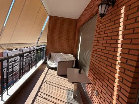 Tirane, jepet me qera apartament 2+1+Ballkon Kati 8, 197 m² 2.500 € 