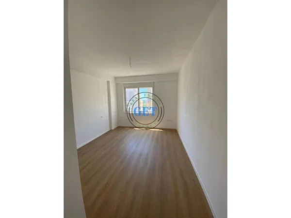 Durres, shitet apartament 2+1+Ballkon Kati 6, 74 m² 119.000 € 
