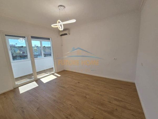 Tirane, shitet apartament 2+1+Ballkon Kati 4, 77 m² 145.000 € 