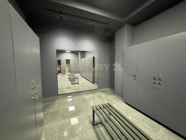 Tirane, shitet ambjent biznesi , 357 m² 537.000 € (Liqeni i Thate)