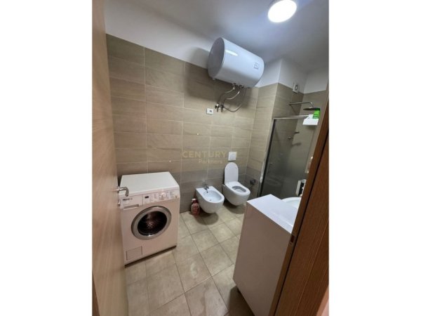 Tirane, jepet me qera apartament 1+1 Kati 1, 70 m² 450 € (ASTIR, Green City)