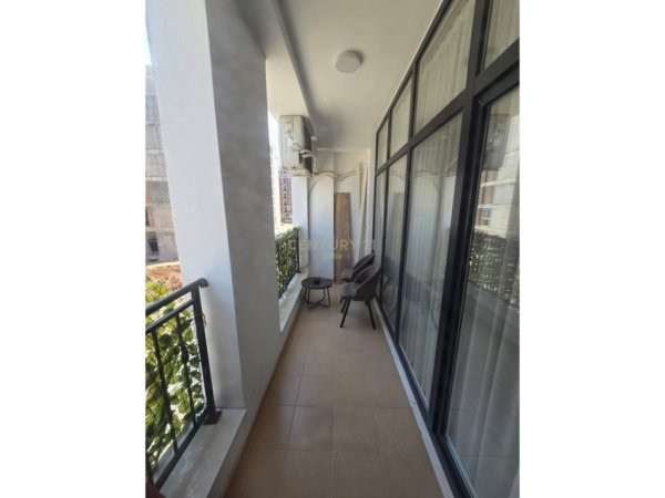 Tirane, jepet me qera apartament 1+1 Kati 2, 74 m² 650 € (BULEVARDI I RI)