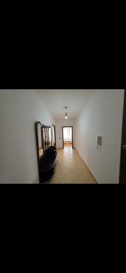 Tirane, shitet apartament 1+1+Ballkon Kati 4, 83 m² 98.000 € (Teodor Keko Astir)
