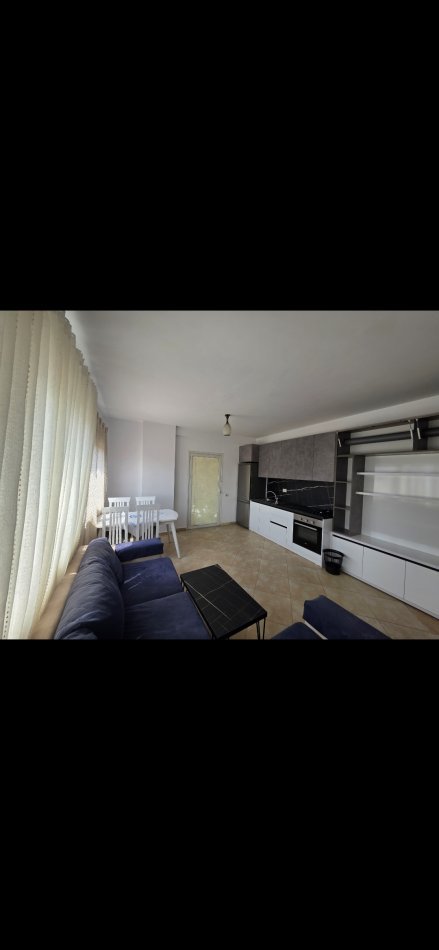 Tirane, jepet me qera apartament 2+1+Ballkon Kati 4, 100 m² 470 € (Rruga 5 Maji)
