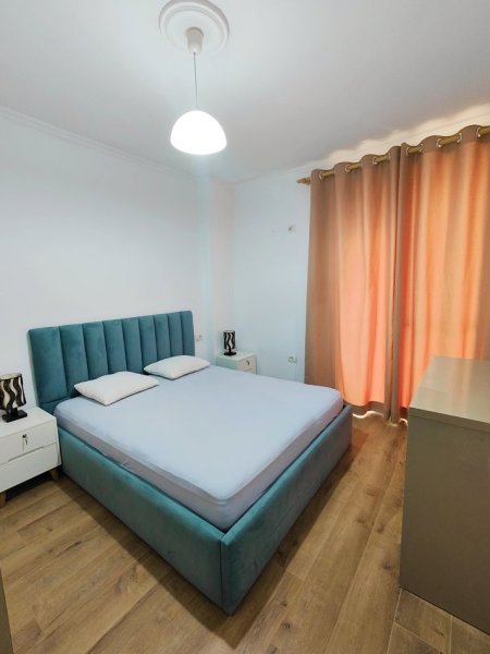 Tirane, jepet me qera apartament 1+1 Kati 5, 420 € (Rruga Teodor Keko, Astir. Te Ozone electronics)