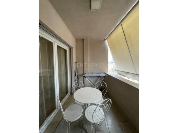 Tirane, jap me qera apartament 1+1 Kati 6, 70 m² 500 € (Ali Demi)