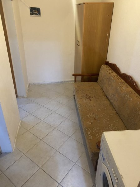 Shqiperi, jepet me qera shtepi 1+1+Aneks+Ballkon Kati 2, 300 € (Rruga Todi Shkurti)