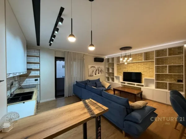 Tirane, shitet apartament 2+1+Aneks+Ballkon Kati 3, 113 m² 158.000 € (Shkoze)
