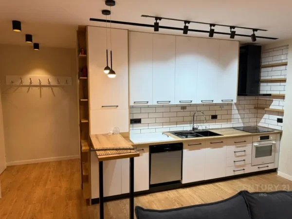 Tirane, shitet apartament 2+1+Aneks+Ballkon Kati 3, 113 m² 158.000 € (Shkoze)