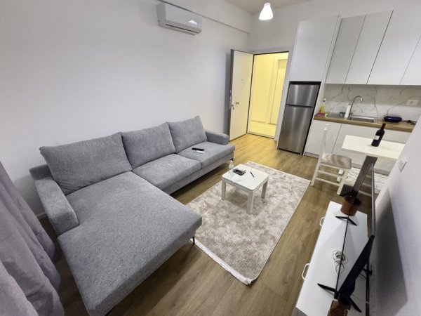 Tirane, jepet me qera apartament 1+1 Kati 2, 55 m² 420 € (Fuat toptani)