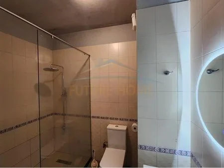 Tirane, jepet me qera zyre Kati 5, 165 m² 170.000 € 