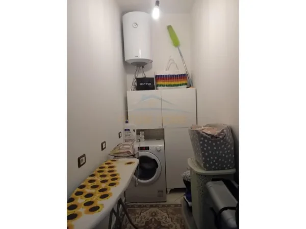 Tirane, shitet apartament 2 Katshe , 196 m² (Rruga Jorgo Plaku , Tiranë)