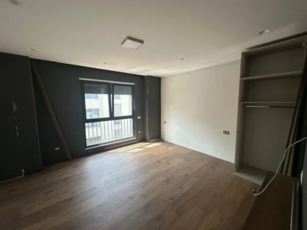 Tirane, shitet apartament 2+1 Kati 3, 128 m² 335.000 € 