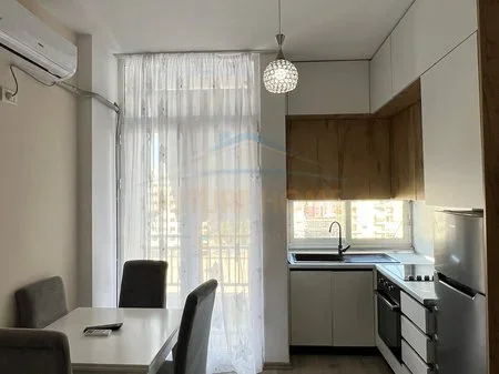 Tirane, shitet apartament 1+1 Kati 7, 39 m² 9.300.000 € 
