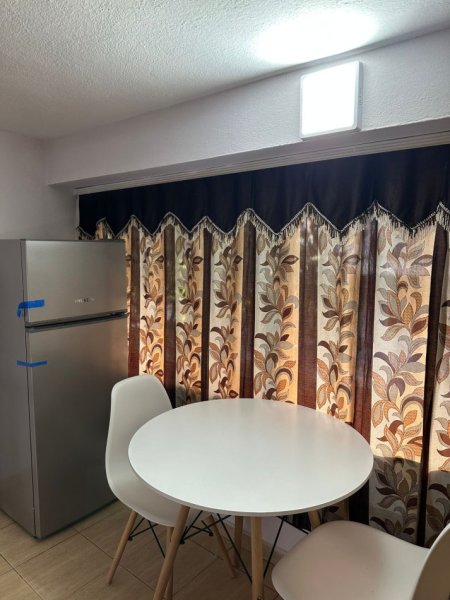 Tirane, jap me qera garsonier 1+1 Kati 1, 40 m² 300 € (Rruga Jorgo Plaku ne 5 Maj)
