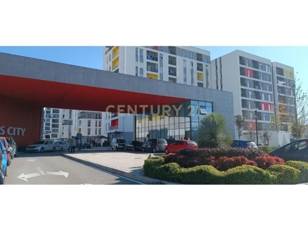 Tirane, shitet 2+1+Ballkon Kati 8, 106 m² 130.000 € (Univers city prane Qendres Tregtare QTU, Tiranë)