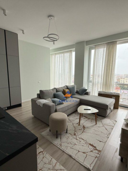 Tirane, jepet me qera apartament 1+1+Ballkon Kati 9, 50 m² 750 € (SELVIA)